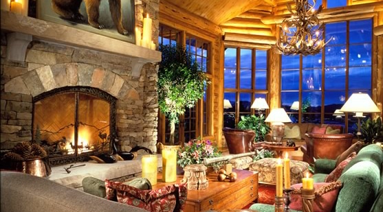 Build a Luxury Log Home While Keeping to a Budget